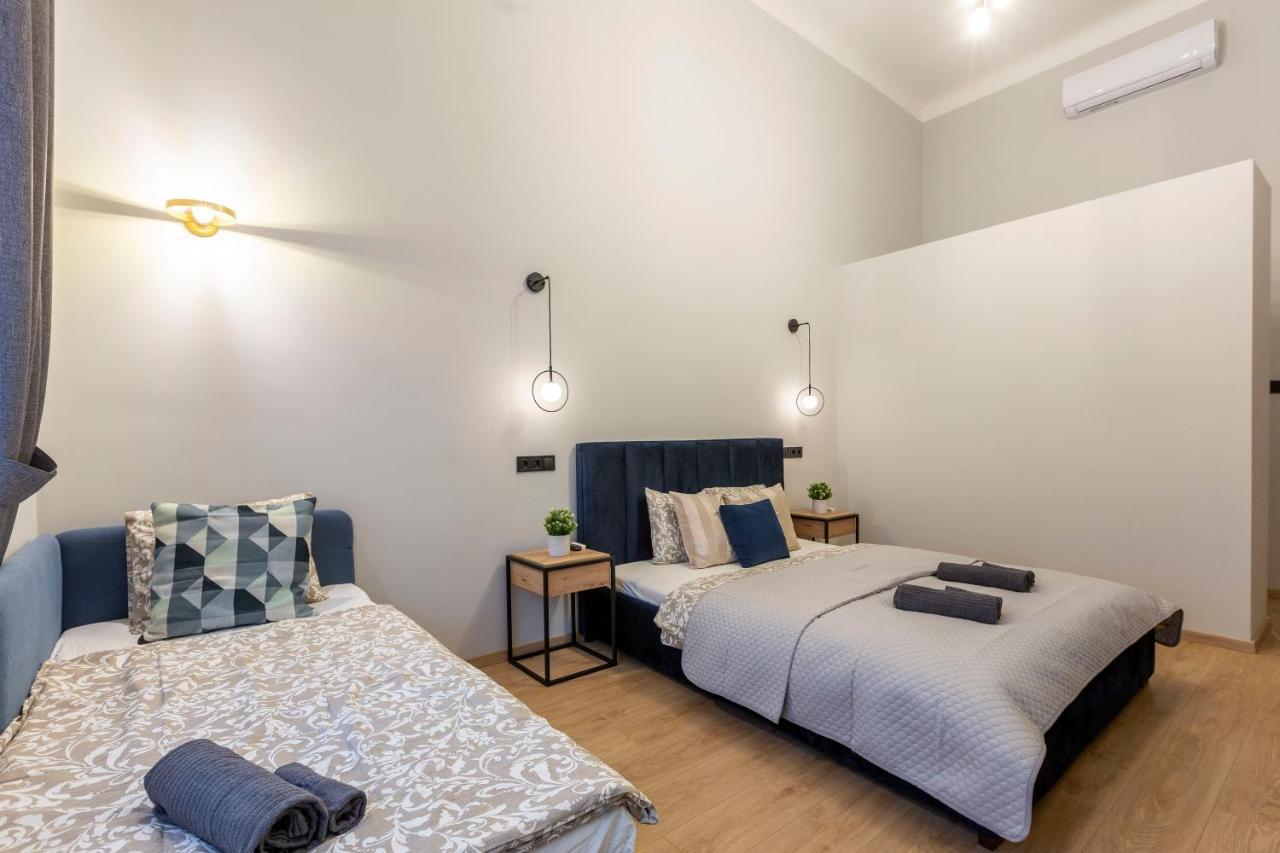 Exclusive New York Residence In The Heart Of Budapest — Photos 3